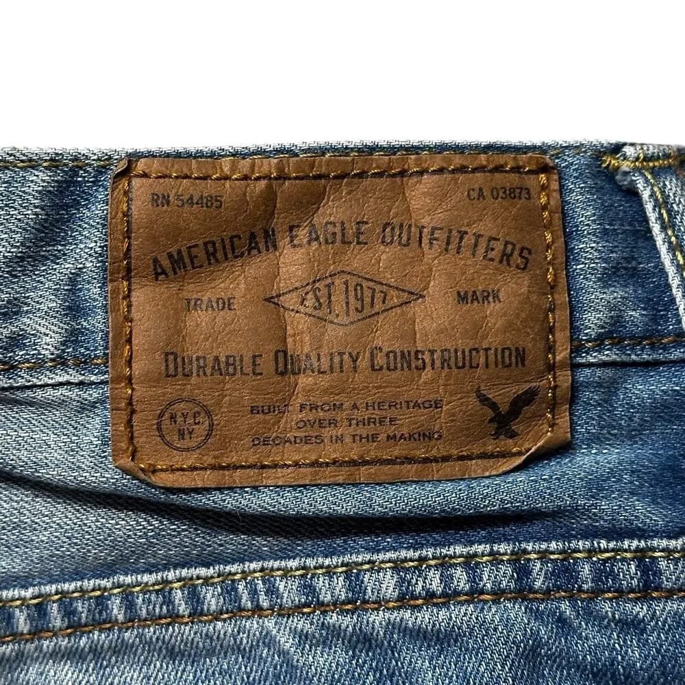 American Eagle Mens 29x32 Relaxed Straight Jeans Blue Distressed Western EUC